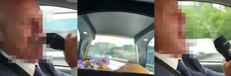 Napoli, becchino canta e ride in auto mentre trasporta salma