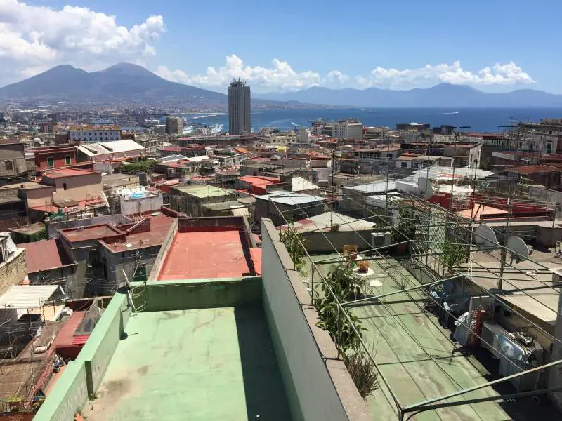 Le classi ghetto di Napoli