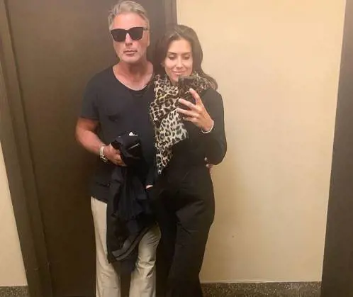 La moglie di Alec Baldwin incinta del quinto figlio: "Dopo l'aborto sono così felice"