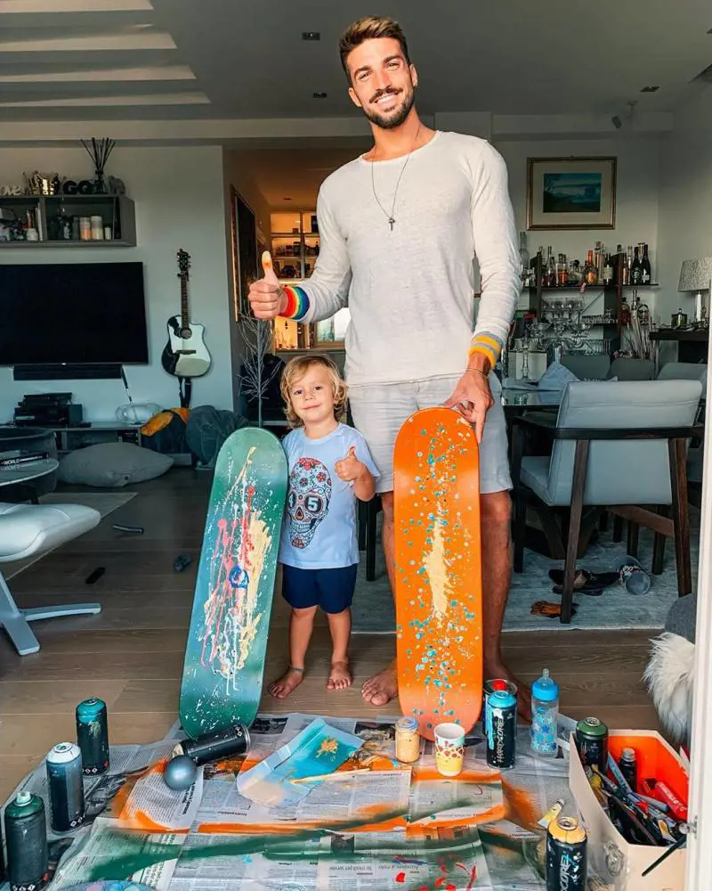 Mariano Di Vaio papà tris ha già aperto un profilo Instagram per il figlio neonato