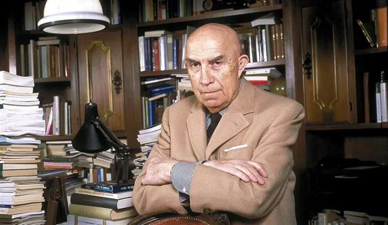 "Cattaneo non basta più" Il federalismo (e l'Italia) secondo il "prof" Miglio
