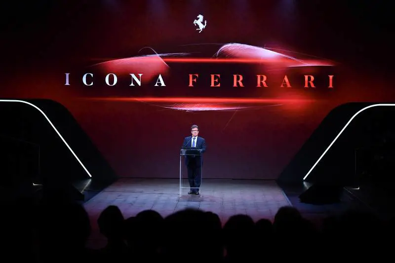 Ferrari si allea ad Armani. Utile a quota 169 milioni
