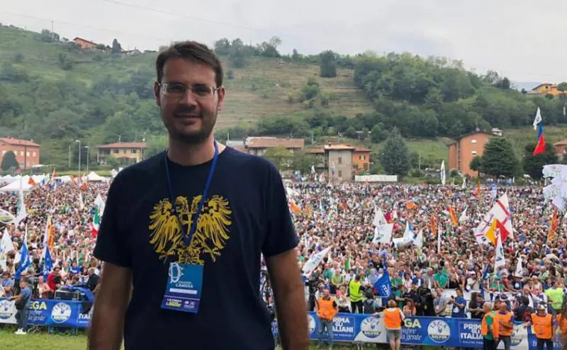 "Mattarella ora mi fa schifo..." I pm indagano sul leghista per vilipendio