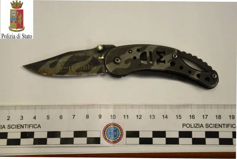 Le notti romane dei turisti Usa con tirapugni e coltelli in tasca