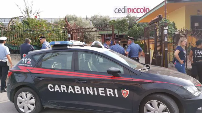 Coppia trovata morta in appartamento nel Napoletano