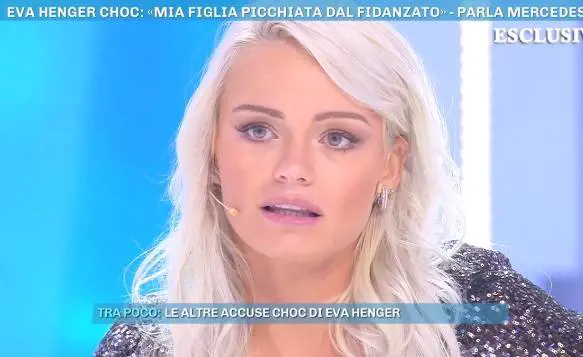 Mercedesz Henger contro la madre Eva: "La finta famiglia felice non siamo io e Lucas"