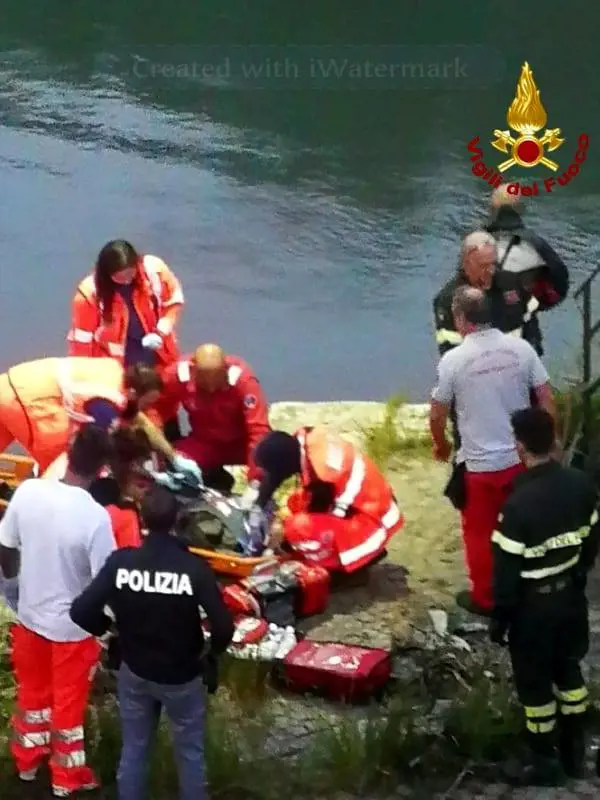 Tentato suicidio a ponte Testaccio: uomo si getta nel Tevere