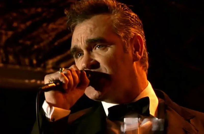 Morrissey: “La stampa britannica paga i manifestanti e li piazza nel mio pubblico”