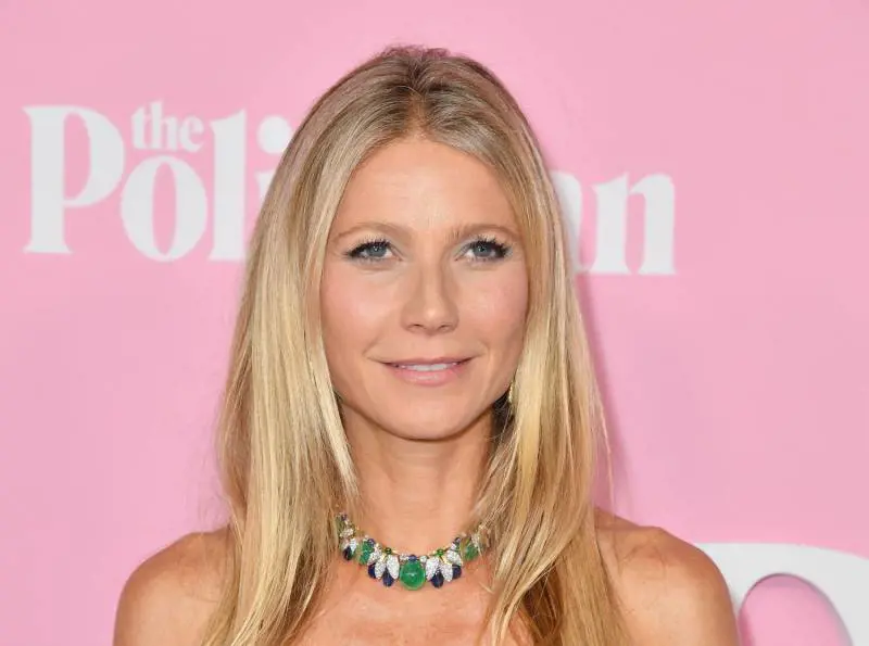 Gwyneth Paltrow in topless contro le molestie