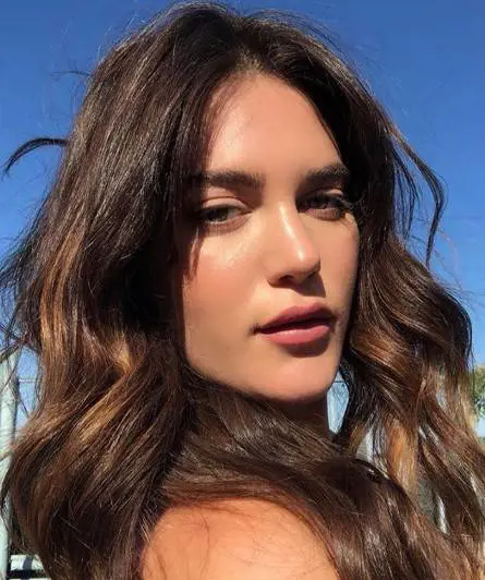 Victoria's Secret considera "Plus Size" una modella taglia 46: è polemica