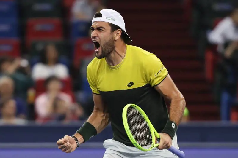 Tennis, impresa di Berrettini: è in semifinale a Shanghai