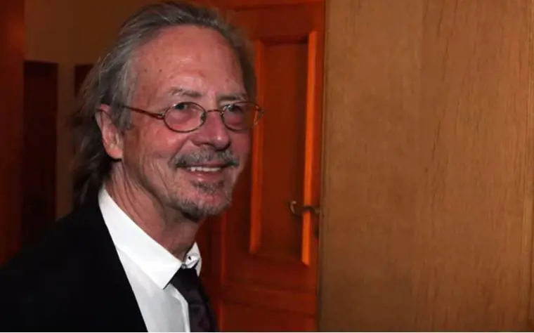 Nobel, bufera su Handke: "Sostenne i criminali di guerra"