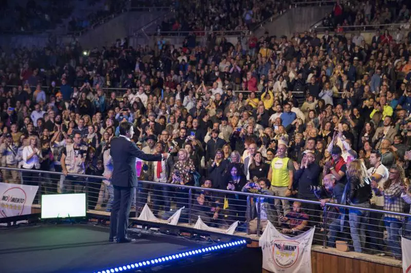 Conte lancia il suo manifesto: riforme e nuovo umanesimo