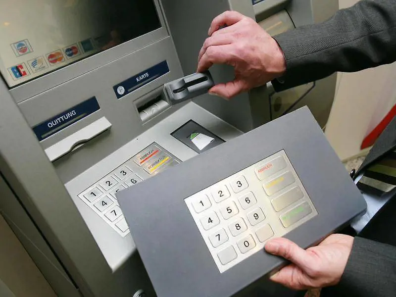 Preso 27enne rumeno: così clonava i bancomat