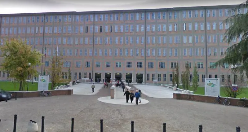 Reggio, straniero aggredisce autista che non si ferma dove vuole lui