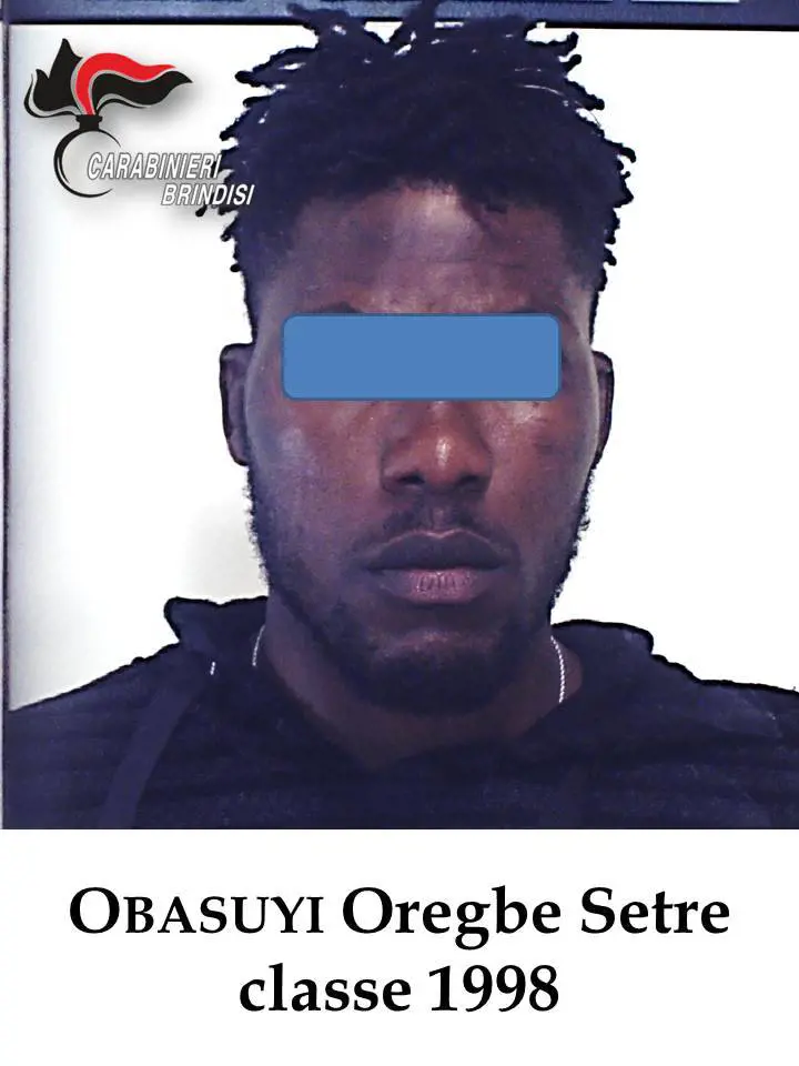 Brindisi, anziano gli nega l'elemosina e il nigeriano lo aggredisce