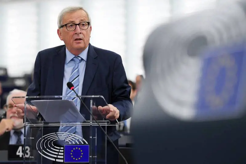 ​Le mani di Juncker sui soldi Ue: non ha mai lasciato il palazzo del potere