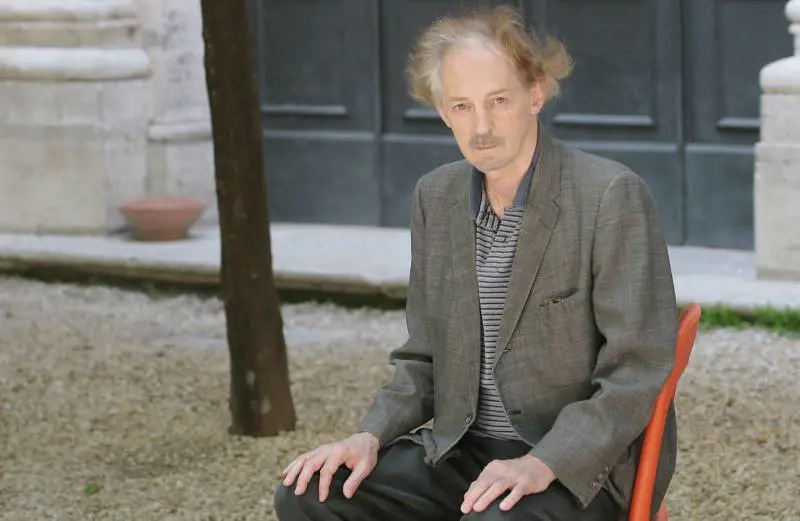 "Fellini mi ha insegnato a scrivere per il piacere"