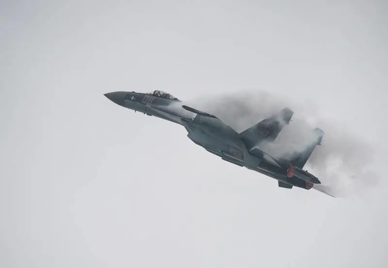  Caccia russo invade lo spazio aereo Nato: la “nave fantasma” scatena la risposta di Mosca