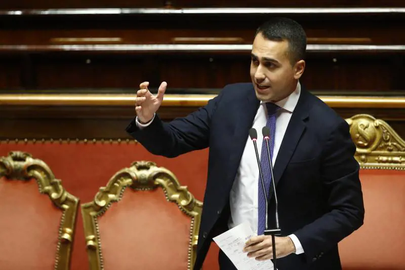 Il ministro degli Esteri più provinciale del mondo