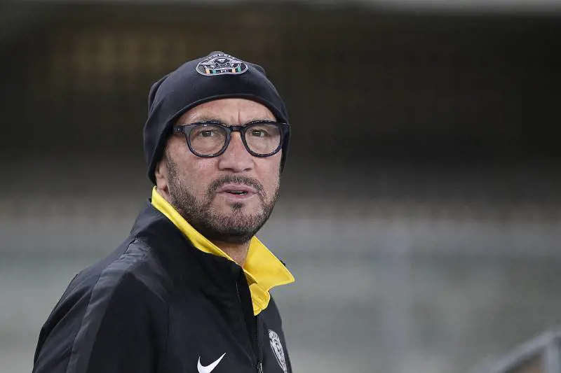 Castaway Zenga, "tradito" dall'isola