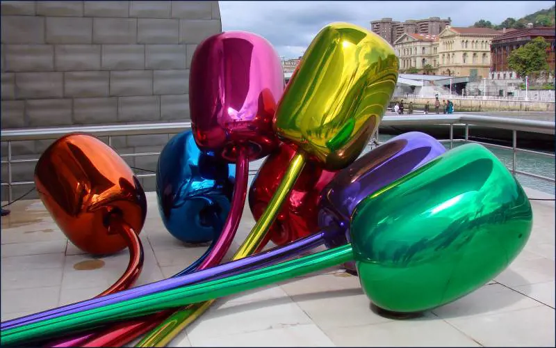 Parigi, polemiche sull'opera di Jeff Koons per le vittime Isis: sulla targa niente nomi
