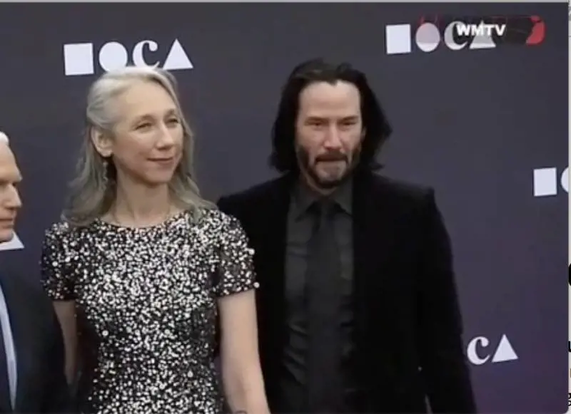 Keanu Reeves presenta la nuova compagna