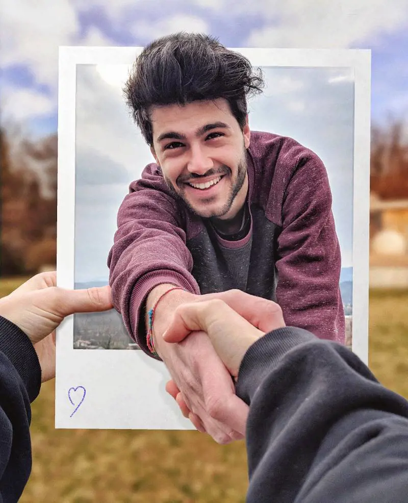 Jaser: "Le idee migliori per i miei video? Nascono sotto la doccia"