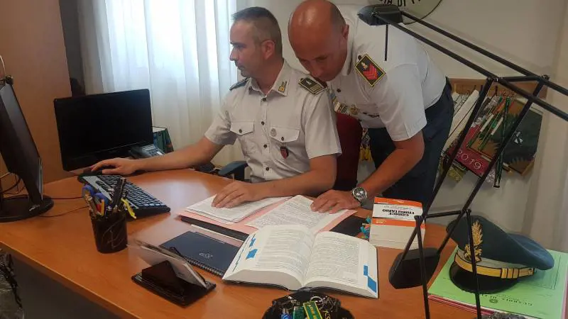 Dipendenti in nero e uno percepiva il reddito di cittadinanza, guai per il titolare di un panificio