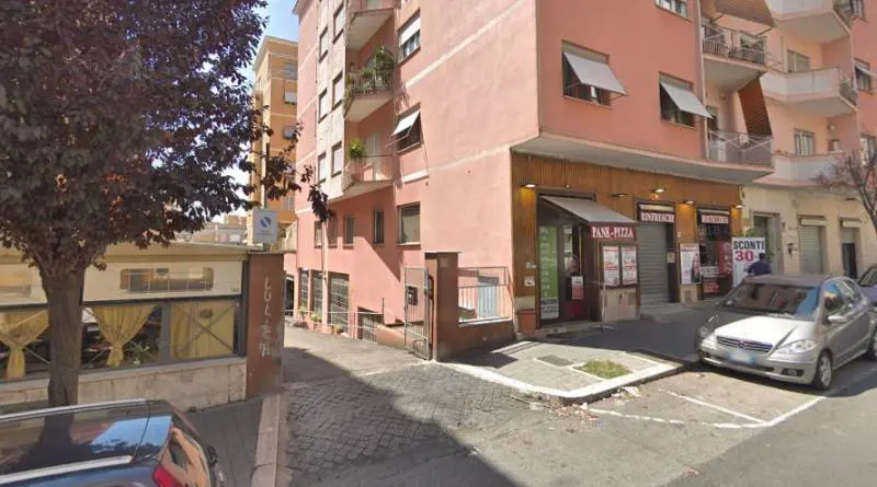 Roma, marito picchia la moglie: arrestato