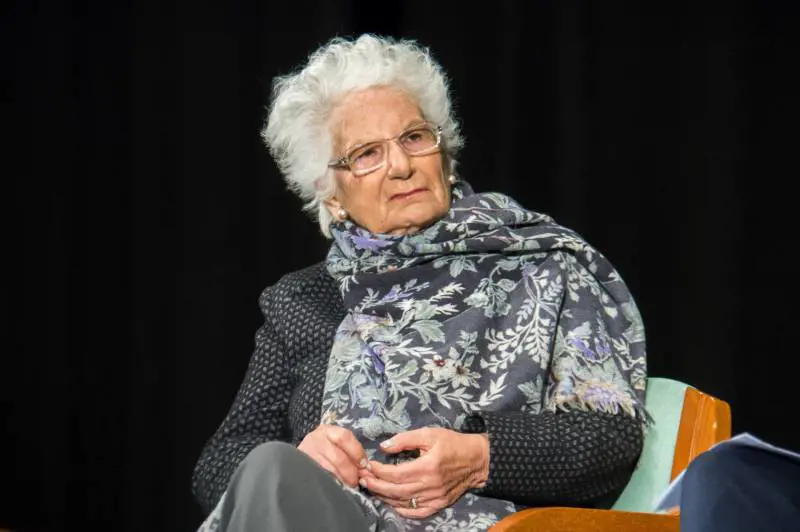 Da oggi Liliana Segre avrà la scorta: "Troppi insulti e minacce"