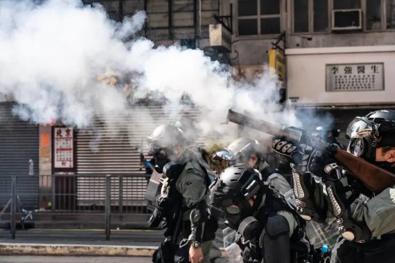 La rivolta uccide il lusso