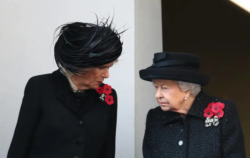 La regina Elisabetta ancora a cavallo a 93 anni