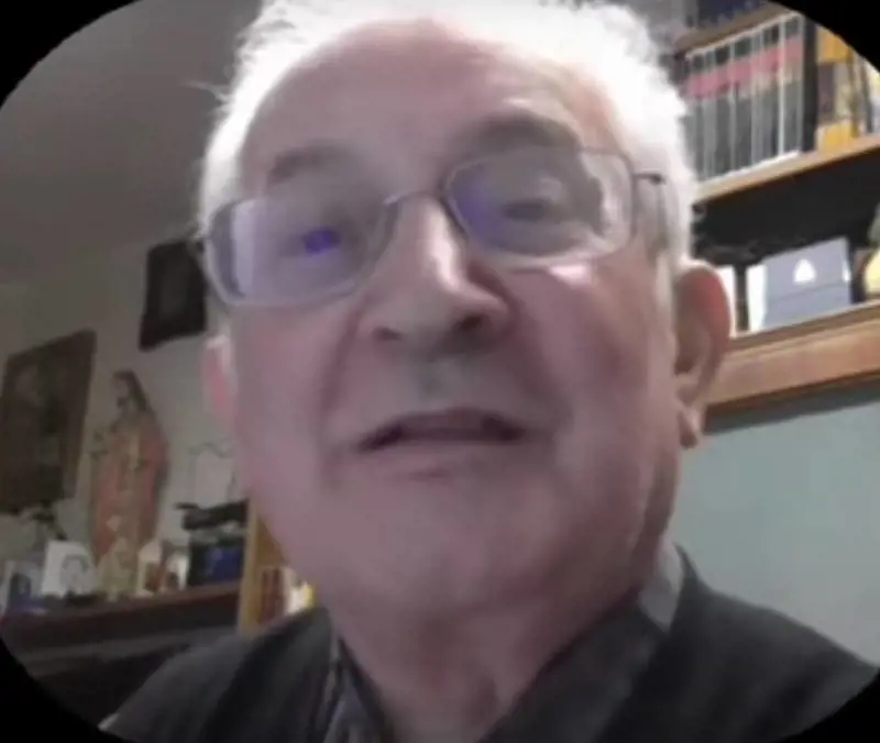 Condannato il prete anti Salvini: "Multa e danni per gli insulti"