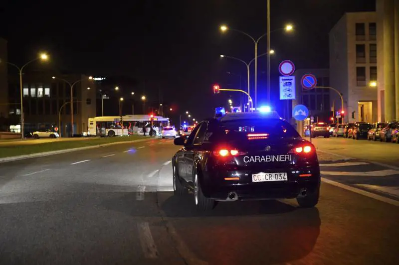 Notte di sangue a Milano, ma per Sala non c’è nessun problema