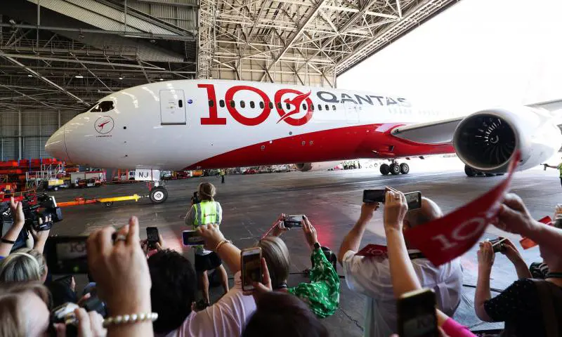 Via al volo record Londra-Sidney: 19 ore no stop
