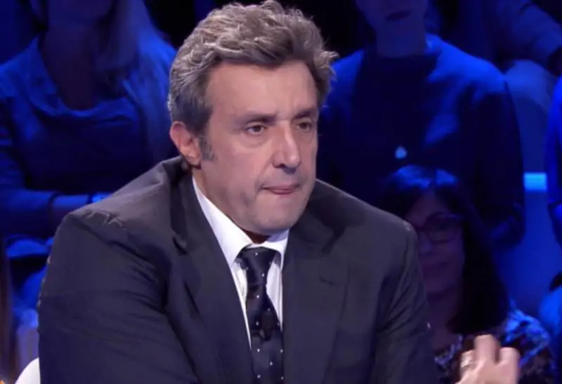 Flavio Insinna svela: "Grazie a Fabrizio Frizzi sono un conduttore"