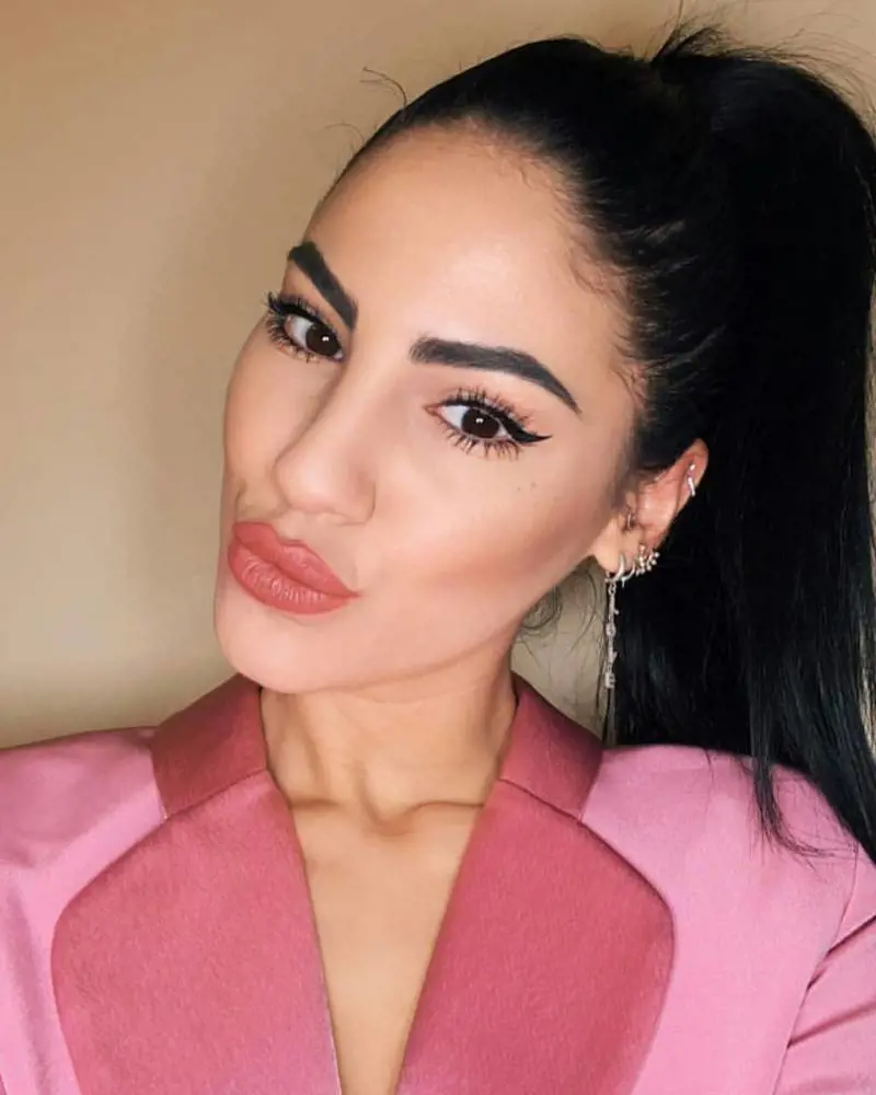 La verità su Giulia De Lellis opinionista al Gf Vip: "Aveva detto sì"
