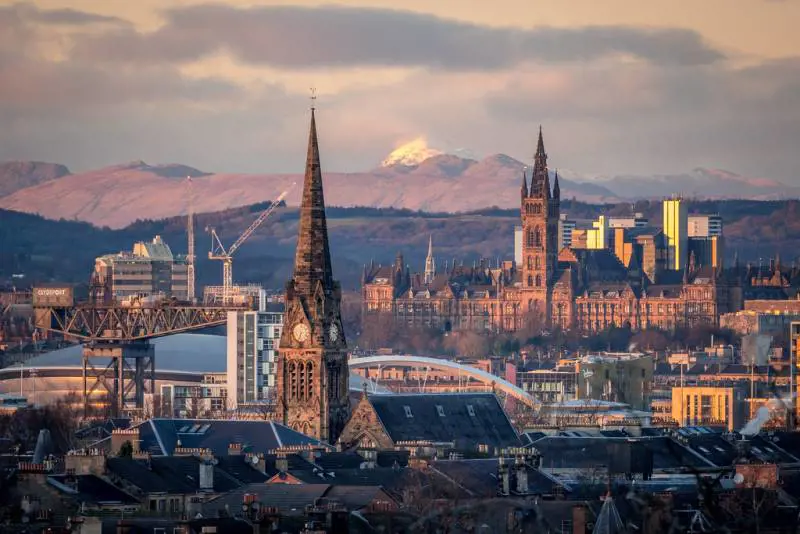Glasgow, clinica inietta eroina ai pazienti tossicodipendenti