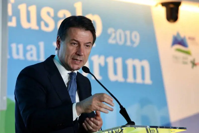 Il M5s silura Conte: "Decida il Parlamento sul Fondo Salva-Stati"