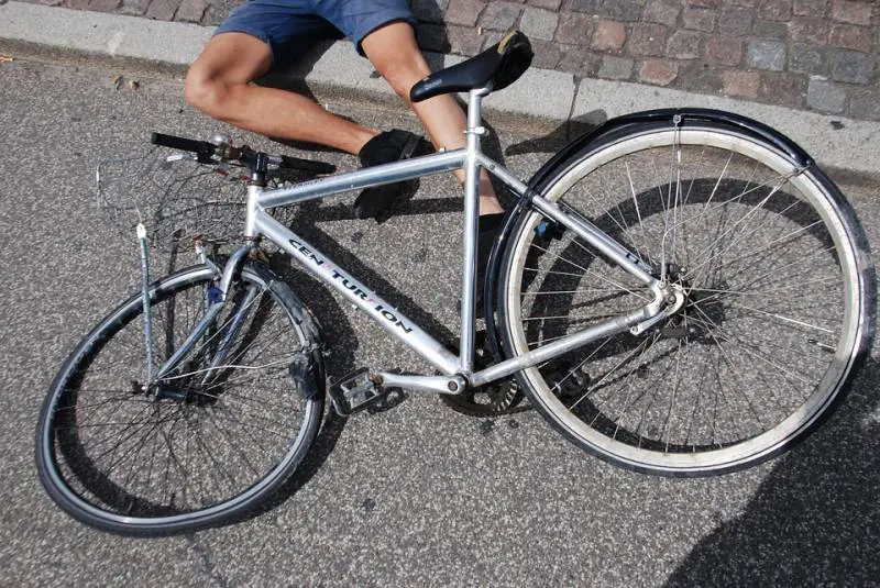 Due ciclisti travolti e uccisi da automobilista ubriaco a Brescia