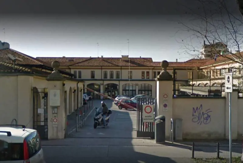 Espulso perché ferì i poliziotti, straniero libero per un cavillo