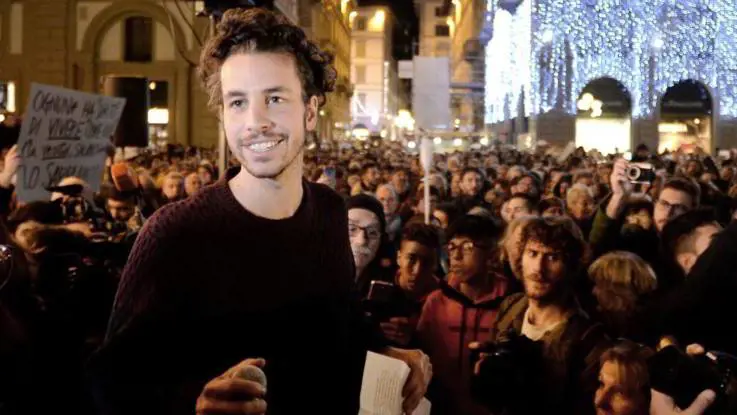 Le sardine "perdono" la piazza. A Bibbiano precedenza alla Lega