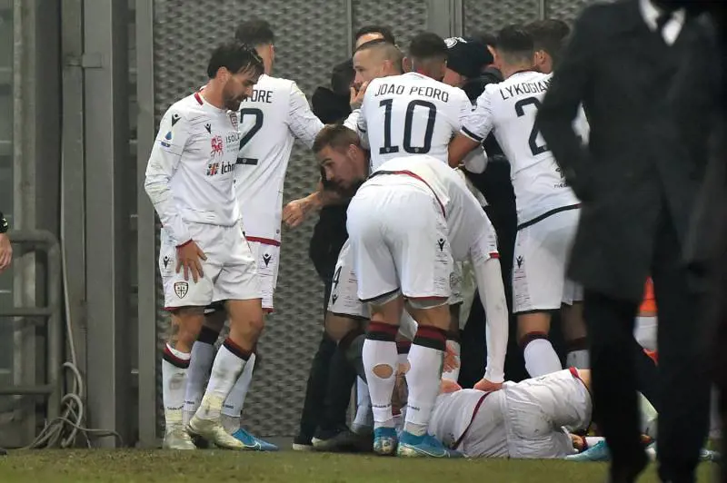 Serie A, il Cagliari fa 2-2 con il Sassuolo. Ok Brescia, Torino e Parma