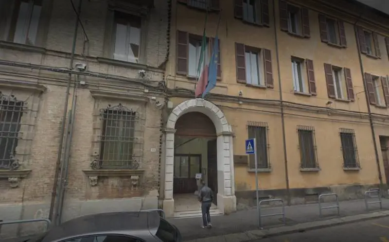 Immigrato ubriaco ferisce due militari: era già stato espulso