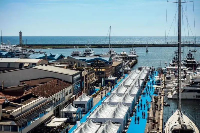 Nautica, al Versilia Yachting nuovi spazi: galleria del lusso, refitting, assistenza diretta dei brooker