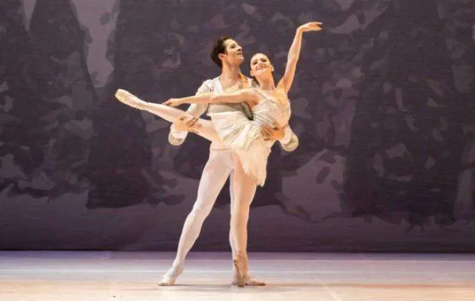 Balletti, musical e racconti. A Milano va in scena il Natale