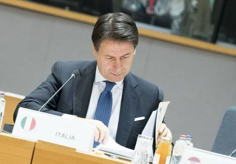 Conte tiene stretta la poltrona: "Il voto regionale non decisivo per il governo"