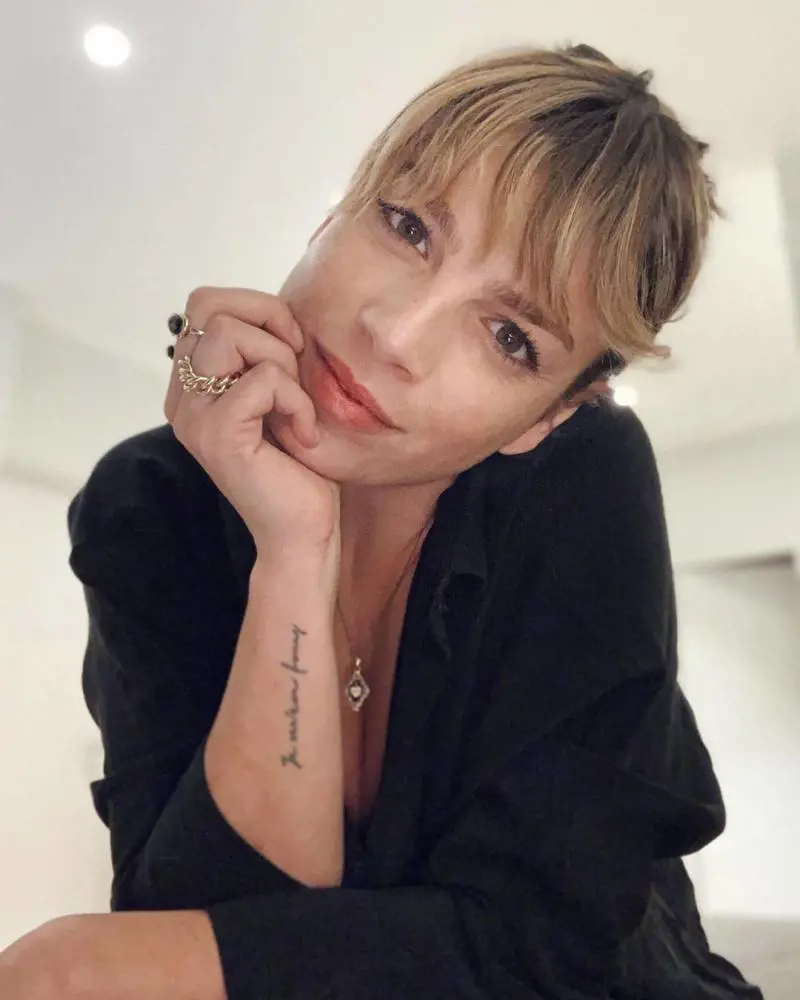 Emma Marrone smentisce i flirt: "Sono la più single d’Italia"