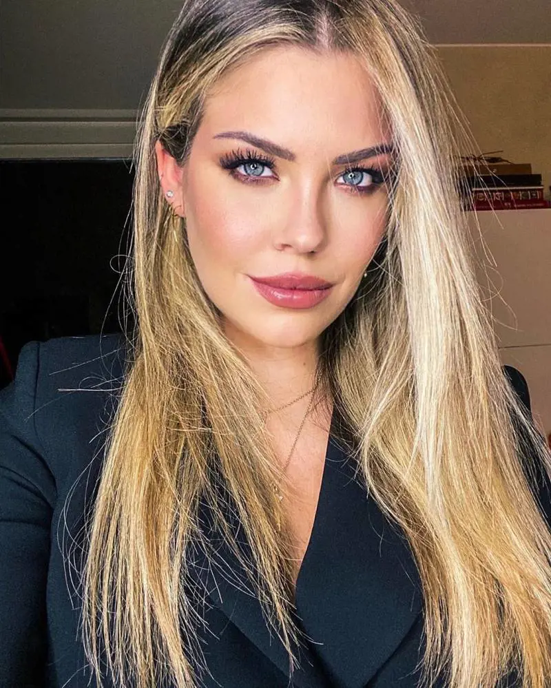 Costanza Caracciolo risponde agli hater: "Perché in fissa con i kg?"